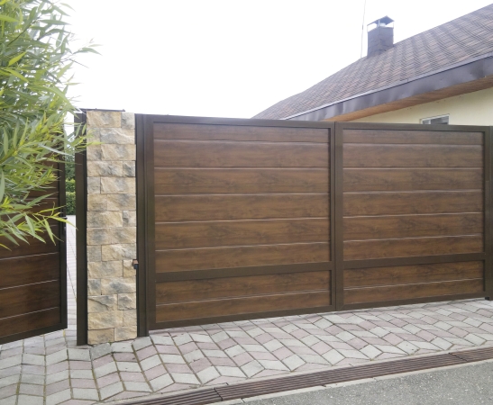 Распашные ворота в Лабинске